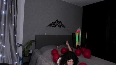 Snapshot of bemby_pam chatting on February 14, 2026, 4:20 am A girl from your dreams online show from February 14, 2026, 4:20 am