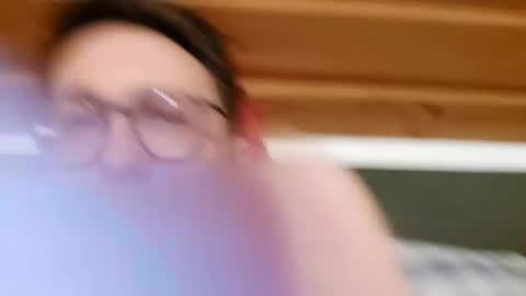 ben00189 online show from December 17, 2024, 6:42 pm