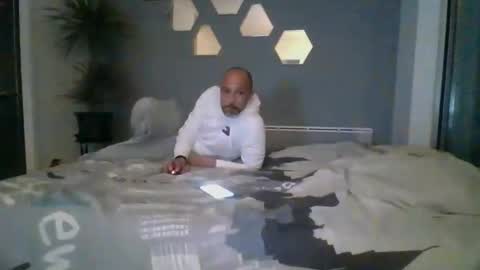 benbare13 online show from March 10, 2025, 10:34 pm