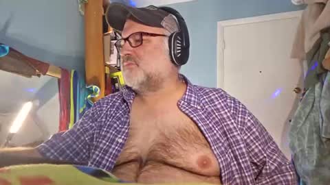 Snapshot of bendavewill chatting on December 21, 2024, 5:47 am Bendavewill online show from December 21, 2024, 5:47 am