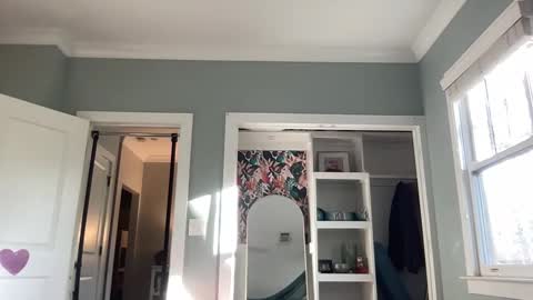 bendlikebecks online show from November 11, 2025, 1:33 pm