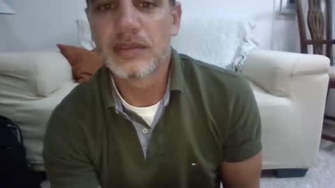 Snapshot of benedett22 chatting on November 12, 2025, 2:56 am benedett22 online show from November 12, 2025, 2:56 am