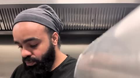 kevin online show from November 21, 2025, 1:32 pm