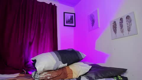 benjamin_fiore online show from December 25, 2024, 4:33 am