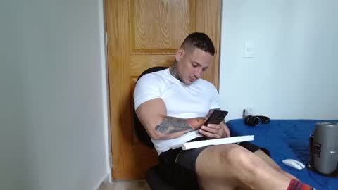 Snapshot of benjamin_isaac chatting on February 24, 2025, 3:42 pm benjamin_isaac online show from February 24, 2025, 3:42 pm