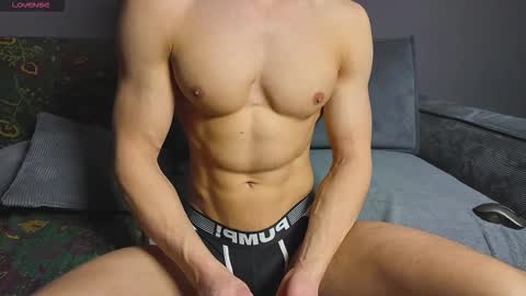 Snapshot of benjaminbond chatting on November 13, 2025, 9:41 am benjaminkarl02 online show from November 13, 2025, 9:41 am