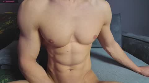 Snapshot of benjaminbond chatting on November 25, 2025, 6:24 am benjaminkarl02 online show from November 25, 2025, 6:24 am