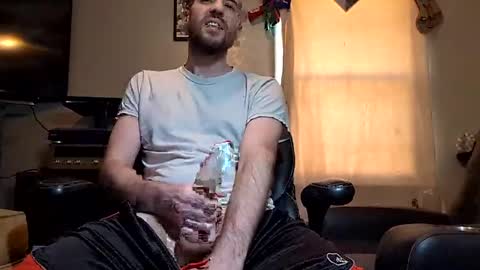 Snapshot of benjammin11311 chatting on January 29, 2025, 7:53 pm Benjammin online show from January 29, 2025, 7:53 pm