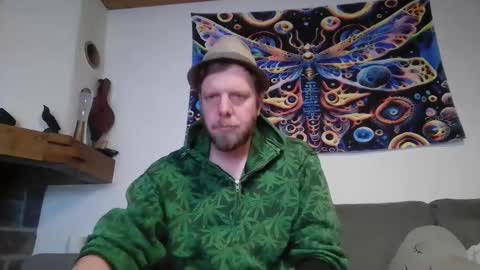 Snapshot of benji_32 chatting on December 31, 2024, 6:13 pm Benji -- BE RESPECTFULL OR LEAVE -- online show from December 31, 2024, 6:13 pm