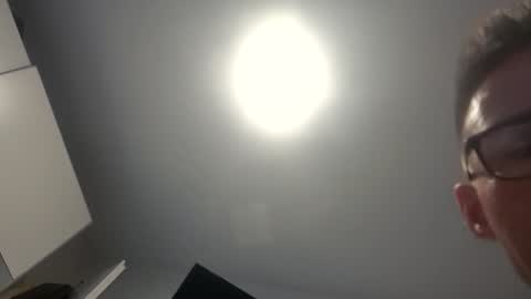 benjiben82 online show from March 13, 2026, 10:33 am