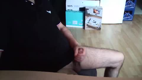 benny220741 online show from December 8, 2024, 8:09 am