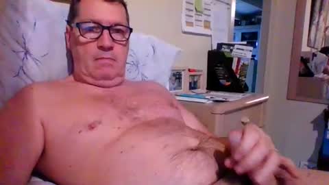 bennybutterfly007 online show from January 6, 2025, 12:35 pm