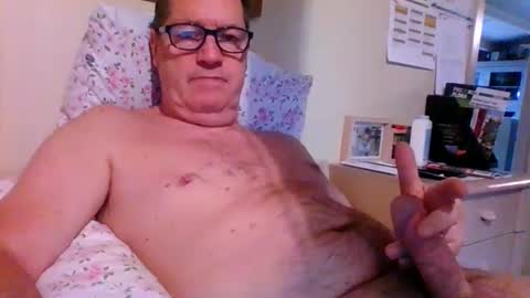 bennybutterfly007 online show from February 28, 2025, 9:15 am