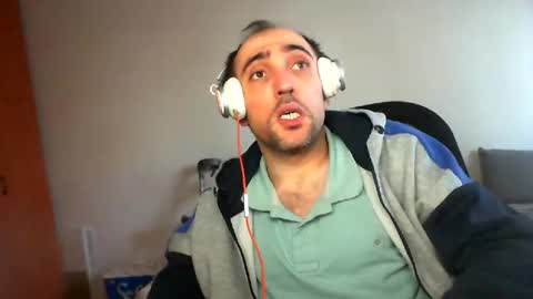 bentish online show from January 25, 2025, 2:03 pm