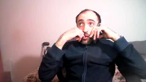 bentish online show from February 2, 2025, 4:22 pm