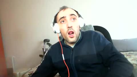 bentish online show from February 3, 2025, 2:02 pm