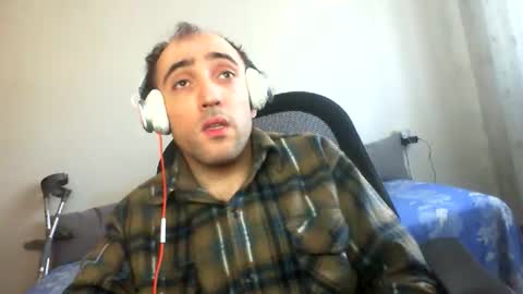 bentish online show from December 14, 2025, 9:36 am