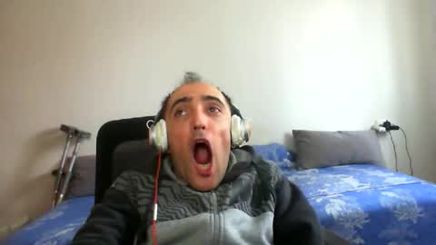 bentish online show from March 26, 2026, 8:42 am