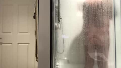 benz10001 online show from February 3, 2026, 12:43 pm