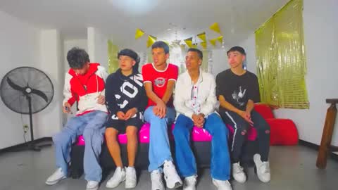 benz boys online show from February 28, 2025, 12:09 pm