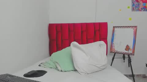 beren online show from October 28, 2025, 6:54 pm