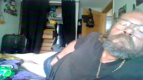 Snapshot of bergeeric1970 chatting on September 19, 2025, 6:08 pm bergeeric1970 online show from September 19, 2025, 6:08 pm