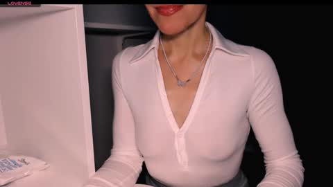 Snapshot of berry2024 chatting on February 8, 2026, 7:34 am berry2024 online show from February 8, 2026, 7:34 am