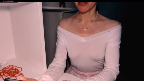 Snapshot of berry2024 chatting on February 11, 2026, 7:46 am berry2024 online show from February 11, 2026, 7:46 am