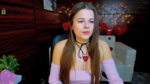 Alma online show from February 17, 2025, 8:15 pm