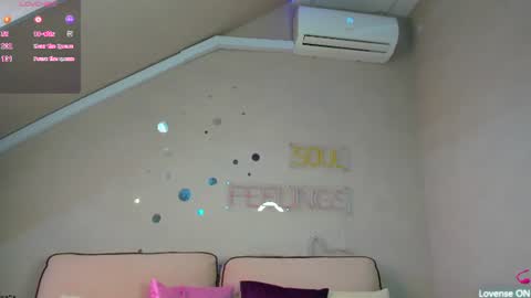 Snapshot of berta_kelly chatting on July 7, 2026, 6:47 am Berta online show from July 7, 2026, 6:47 am