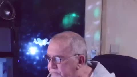 jean online show from March 10, 2025, 8:01 pm