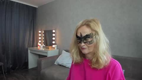 Snapshot of best__angelica chatting on January 18, 2025, 11:00 am best__angelica online show from January 18, 2025, 11:00 am