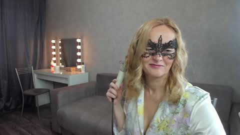 Snapshot of best__angelica chatting on January 20, 2025, 9:56 am best__angelica online show from January 20, 2025, 9:56 am