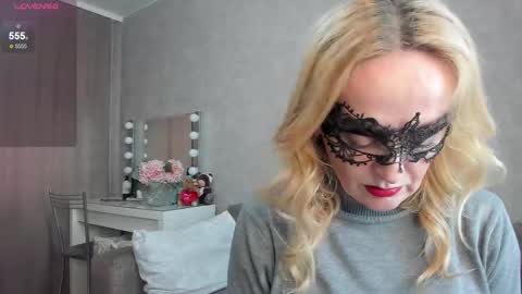 Snapshot of best__angelica chatting on October 21, 2025, 8:48 am best__angelica online show from October 21, 2025, 8:48 am