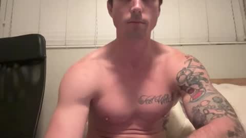 Snapshot of bestcoast35 chatting on December 3, 2025, 8:12 am Bestcoast3579 online show from December 3, 2025, 8:12 am