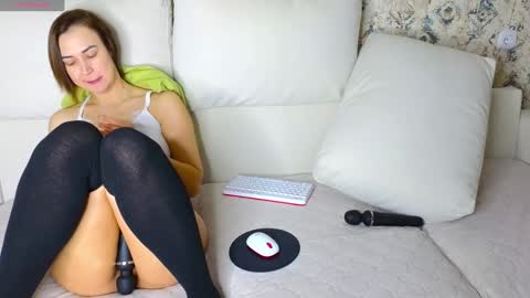 Hellen and Natali online show from February 5, 2025, 5:09 am