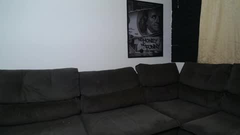 bestmuscle online show from October 5, 2025, 2:32 am