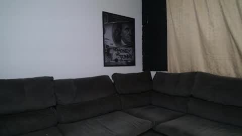 bestmuscle online show from March 8, 2026, 9:29 pm