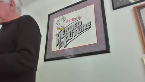 bestshot1951 online show from January 17, 2025, 4:26 pm