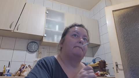 bethnorth online show from September 23, 2025, 2:03 am