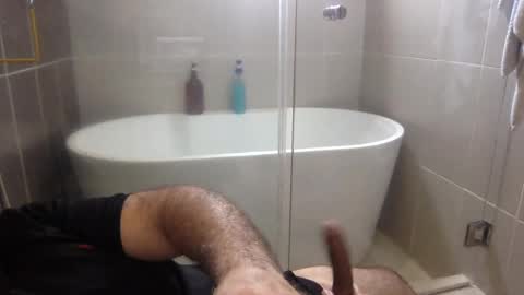 Virtual Gentleman online show from October 27, 2025, 4:33 pm