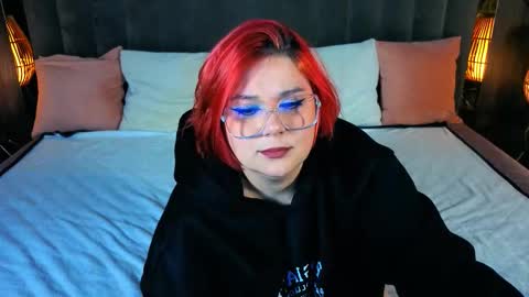 Snapshot of betttydark chatting on September 28, 2025, 8:03 pm betttydark online show from September 28, 2025, 8:03 pm