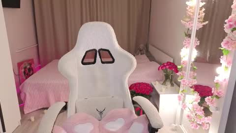 Betty online show from October 25, 2025, 2:24 pm