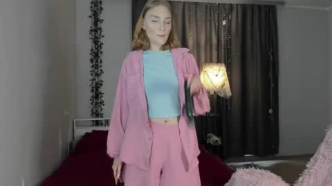 Dory make me happier online show from September 12, 2025, 2:44 am