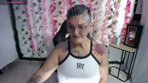 bibiana online show from February 16, 2025, 4:32 pm