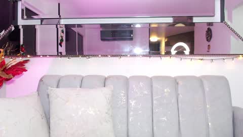 Snapshot of beuty_goddes777 chatting on December 15, 2024, 5:56 am Nicolle Aviles online show from December 15, 2024, 5:56 am