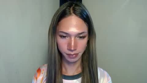 Snapshot of beverlylovexx chatting on October 20, 2025, 2:28 pm beverlylovexx online show from October 20, 2025, 2:28 pm