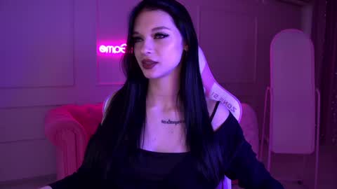 Snapshot of beverlyyork chatting on February 20, 2025, 6:28 am Beverly online show from February 20, 2025, 6:28 am