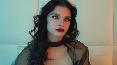 Snapshot of beverlyyork chatting on January 18, 2026, 6:28 am Beverly online show from January 18, 2026, 6:28 am