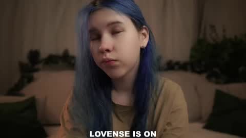 Eliz online show from January 18, 2026, 1:09 am